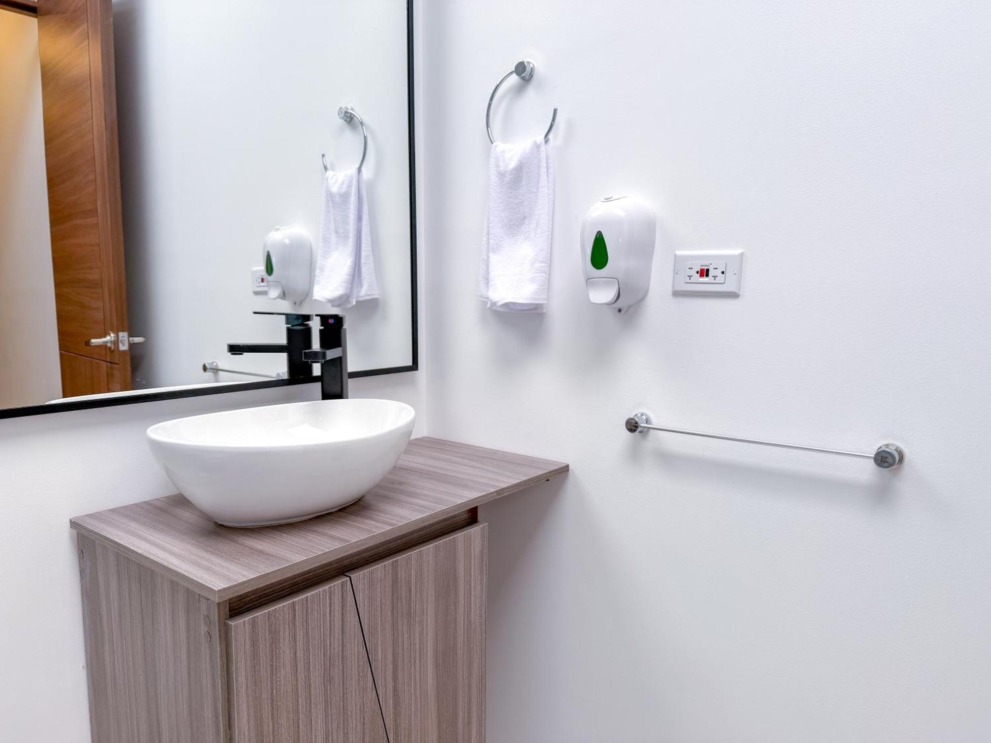 Hotel Apartamentos Regency La Feria Bogotá Dış mekan fotoğraf