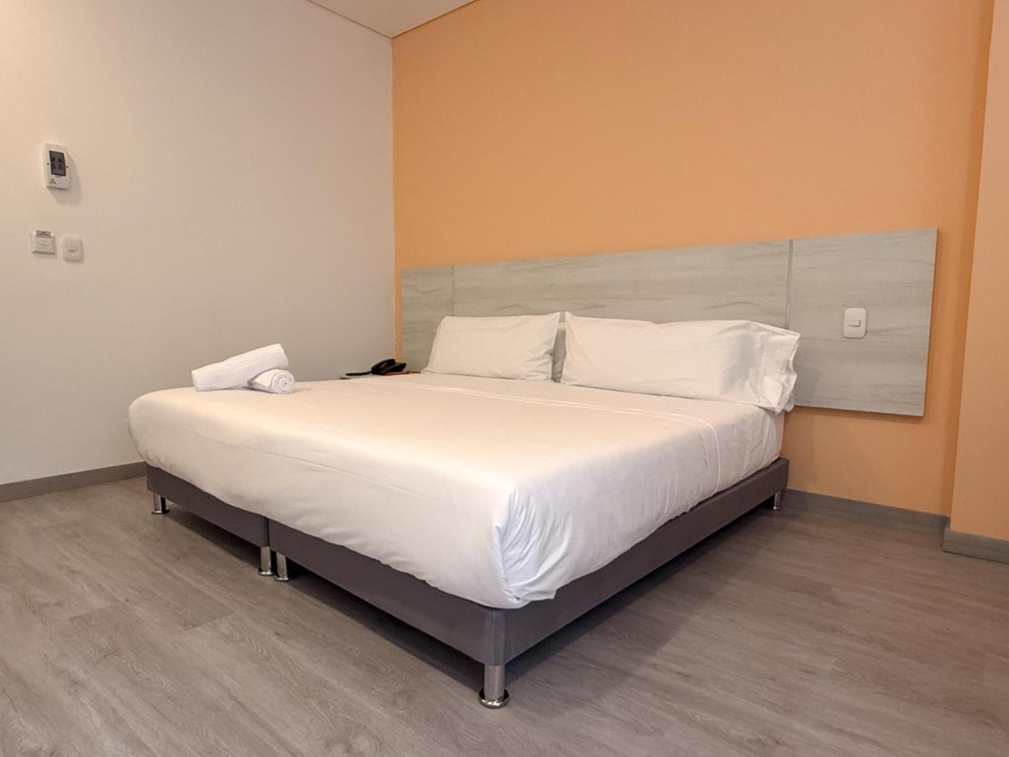 Hotel Apartamentos Regency La Feria Bogotá Dış mekan fotoğraf